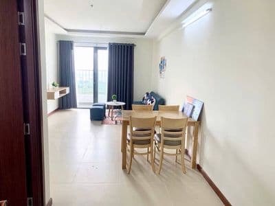 Cho thuê căn hộ Iris Tower, cạnh Vsip, full nội thất