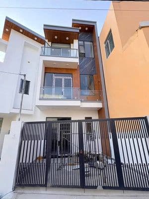 Bán nhà 1 trệt 2 lầu 1 sẹc QL13, Thủ Dầu Một, Bình Dương