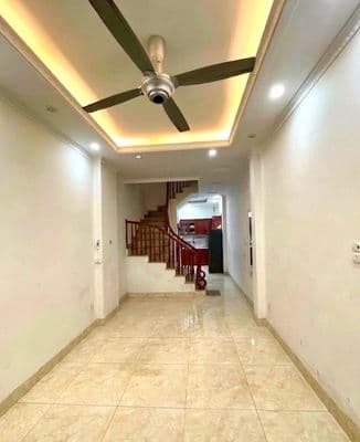 Nhà 5 tầng 3 ngủ Ngô Gia Tự - Việt Hưng giá 5.85 tỷ