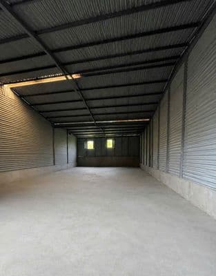 Cho thuê kho Phạm Hùng, 220m² – xe tải 8 tấn – giao thông thuận tiện
