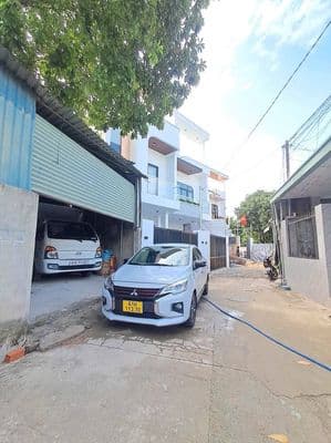 Bán nhà 1 trệt 1 lầu 5x16.5m, 3.55 tỷ, gần chợ Phú Mỹ