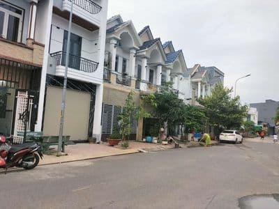 6,5t rẻ nhất khu, trệt lầu 3 p ngủ có sẵn nội thất nhanh mới kịp ạ