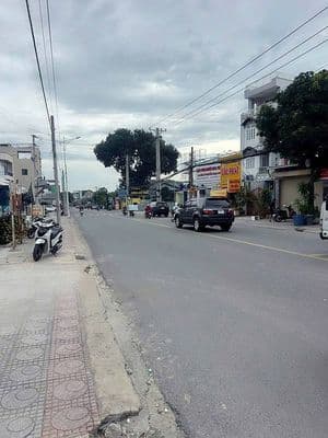 Bán nhà mặt tiền Thủ Khoa Huân, An Thạnh, Thuận An