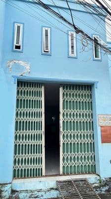 Nhà nguyên căn có gác 2tr Nguyễn Văn Linh, gần cầu Bà Bộ