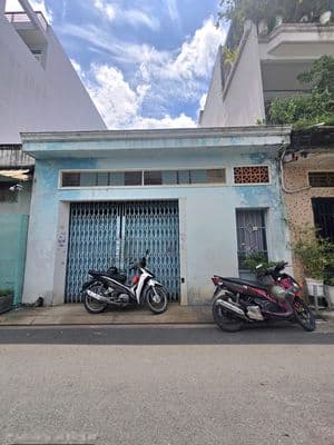 Cho thuê nhà nguyên căn HXH8m Thoại Ngọc hầu. DT 6x15- Cấp 4