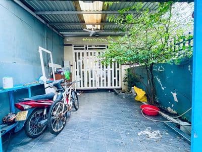 Nhà sổ sẵn công chứng sang tên nhà 3 tầng 4 phòng ngủ