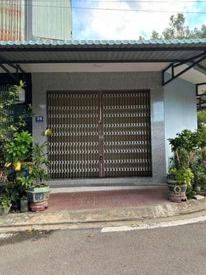 Cho thuê nhà nguyên căn 2 mặt tiền đường xe hơi