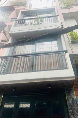 Nhà cao đạt, 30m, 3 tàng, 6.5 tỷ