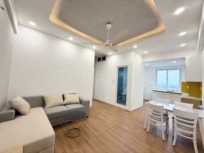 Phú Nhuận CC 43 Hồ Văn Huê 56m2 2PN sát sân bay .