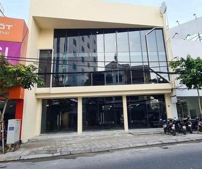 Cho thuê nguyên căn tòa nhà 3 tầng đường núi thành,trung tâm đà nẵng