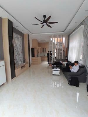 Cần bán nhà 1 trệt 2 lầu tại gần Ngã tư Bà Tri, Giá sở hữu 750