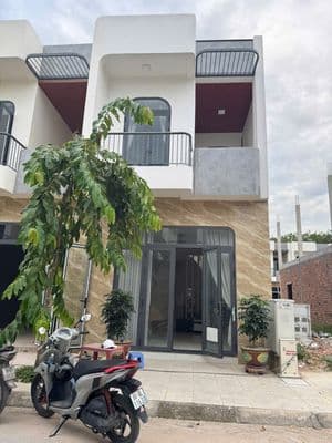 Bán nhà trong KDC điện âm ngay chợ Bà Tri, Tân Uyên chỉ 2ty5