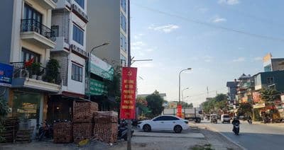 Mảnh đất đg 70m2 *** mặt phố ba la - nguyễn trực phú lương hn.