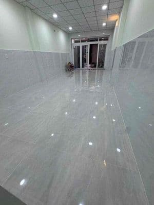Nhà hẻm 8 Trịnh Đình Trọng 4x14m trệt trống suốt giá 9 triệu