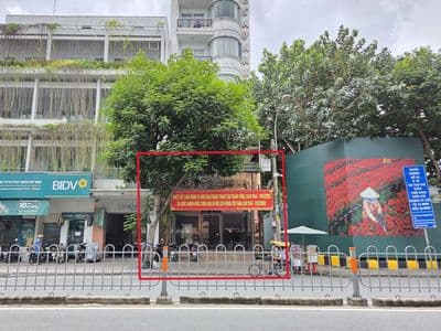 6,5mx10m Mặt tiền Nguyễn Cư Trinh, Quận 1 Ngay vòng xoay Cống Quỳnh