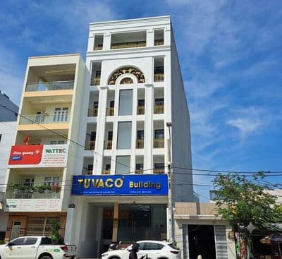 Cho thuê toà nhà mặt tiền phạm văn bạch tân bình, hầm 6 tầng nổi