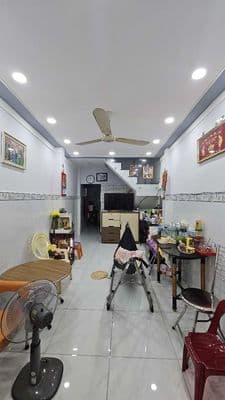 Nhà chính chủ gần chợ Ba Đình