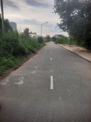 Chủ giảm 500tr cho lô đất , cạnh kcn thuận đạo,long định ,cần đước