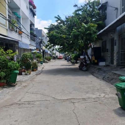Cần bán gấp dãy trọ 15 phòng và căn nhà cấp 4, thứ nhập 40tr/tháng
