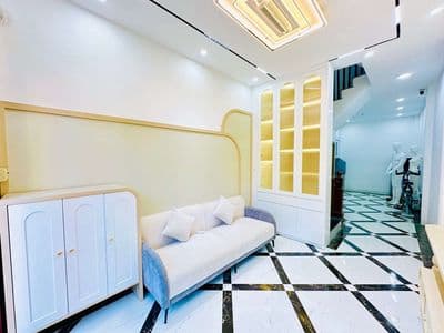 Bán nhà Bát Khối, Long Biên - 5 tầng, 6 ngủ, mặt đường ô tô tải