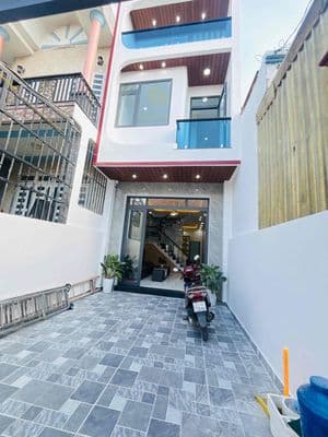 Nhà Đã Hoàn Công SHR lầu trệt gần làng đại học quốc gia