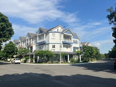 Cho thuê nhà góc KDC ParkRiverside 10x15m 3 lầu gần VX Liên Phường