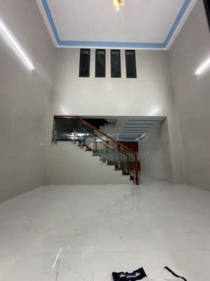 Nhà mới 100% chính chu