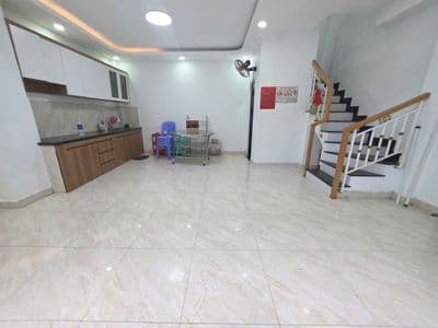 Cho thuê nhà mới đẹp : 4pn , 5wc - bình thạnh : 19tr