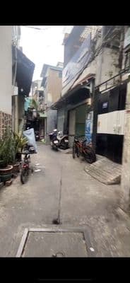 Nhà nguyên căn Q11 6PN ở, làm CHDV