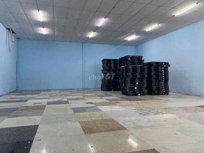 Kho Xưởng 320m2 Ngay Mặt Tiền Lê Trọng Tấn - Đường Xe Tải Thông