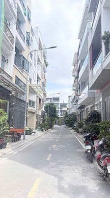 Bán Gấp Nền Đẹp Bình Tân 5.5x9.18m, Đường 7m Thông Thoáng, Gần Aeon