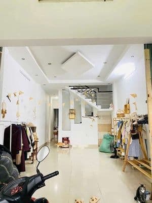 Chính chủ cho thuê nhà 2 tầng ngay vạn phúc city