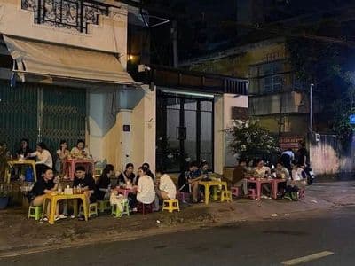 Cần cho thuê nhà 2 tầng mặt tiền đường Dương Văn Cam Thủ Đức DT: 80m2