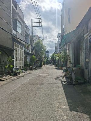 Hẻm nhựa 8m thông - 4 tầng btct - gần aeon tân phú - 72m² - chỉ 5.xt