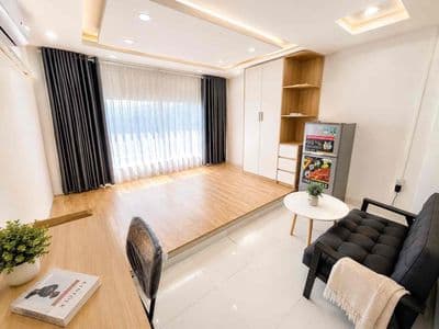 Cho thuê studio đi bộ ftu, hutech, gtvt, full nội thất cửa sổ đón nắng