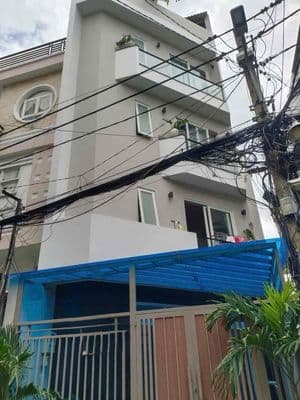 Nhà nguyên căn. Hẻm xe hới. 4PN.3WC