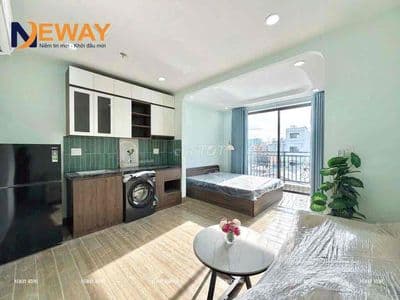 Cho thuê phòng studio bancol đẹp mới 100%-thang máy ngay lê trọng tấn
