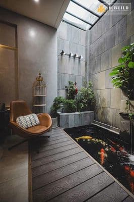 Nhà mặt tiền khu biệt thự, có thang máy, hồ cá koi. Nội thất cao cấp