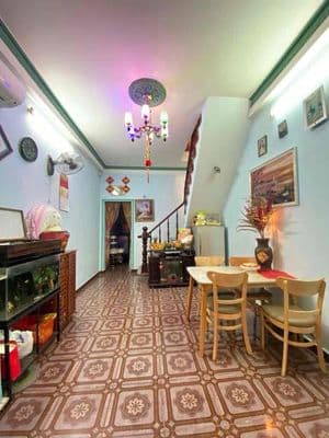 Giảm 200tr còn 3.6 tỷ - nhà 2 tầng - 40m2 - hxh 4m- phạm văn chiêu