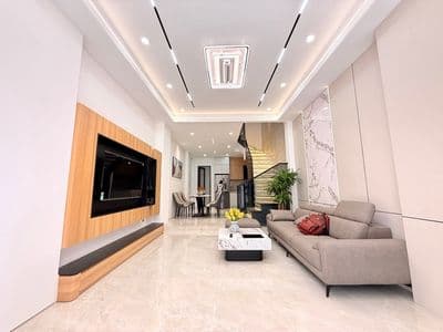 Chiều sâu 14m-hẻm xe hơi 8m-4 tầng-4pn,3wc-sổ đẹp nở hậu-giá 5.6tỷ(tl)