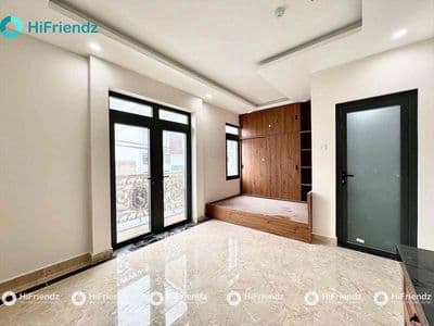 Cho thuê phòng studio ban công ngay đại học công nghiệp iuh