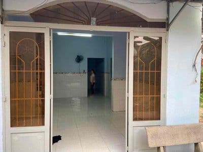Chủ gửi: chỉ 2,3 tỷ – nhà đẹp trệt + lửng ngay chợ hóc môn