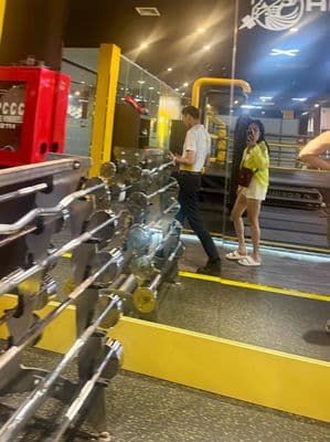 cho thuê căn hộ dịch vụ ở từ 1 đến 2 người. phòng full nội thất, view