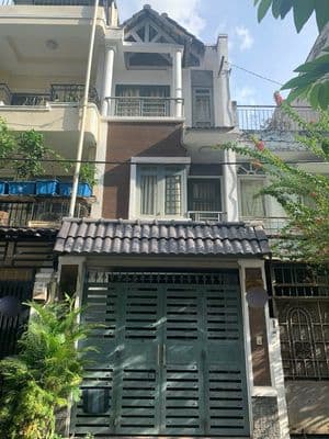 Nhà nguyên căn gần ga T3 vào sân bay đường Hoàng Hoa Thám DTSD 180m2