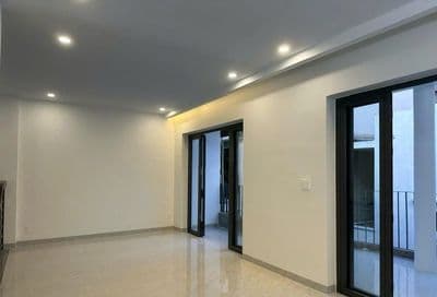 Cho thuê nhà nc hẽm xe hơi lam sơn p2 tân bình