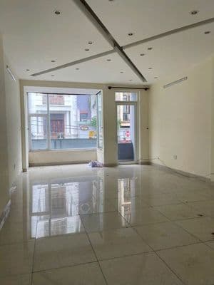 Hẽm 1/ cmt* 8pn-6wc