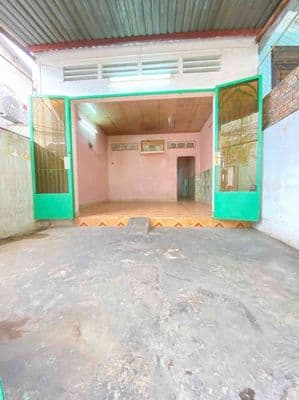 76m2 - ô tô nhỏ - cấp 4 - lã xuân oai