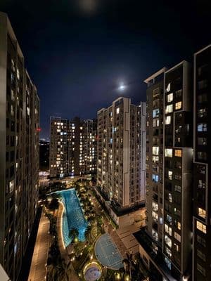 Cần bán Căn View hồ; Đầy đủ nội thất. Chỉ 2,760 tỷ. LH Hương
