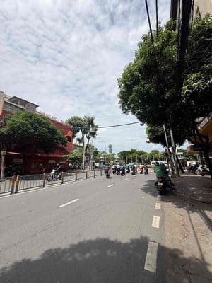 Cho Thuê Mặt Bằng Mặt Tiền Quận 4