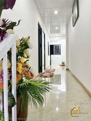 Cho nhà 2 tầng hòa hải sát biển. Gần Khu FPt. giá 20 triệu tháng.
